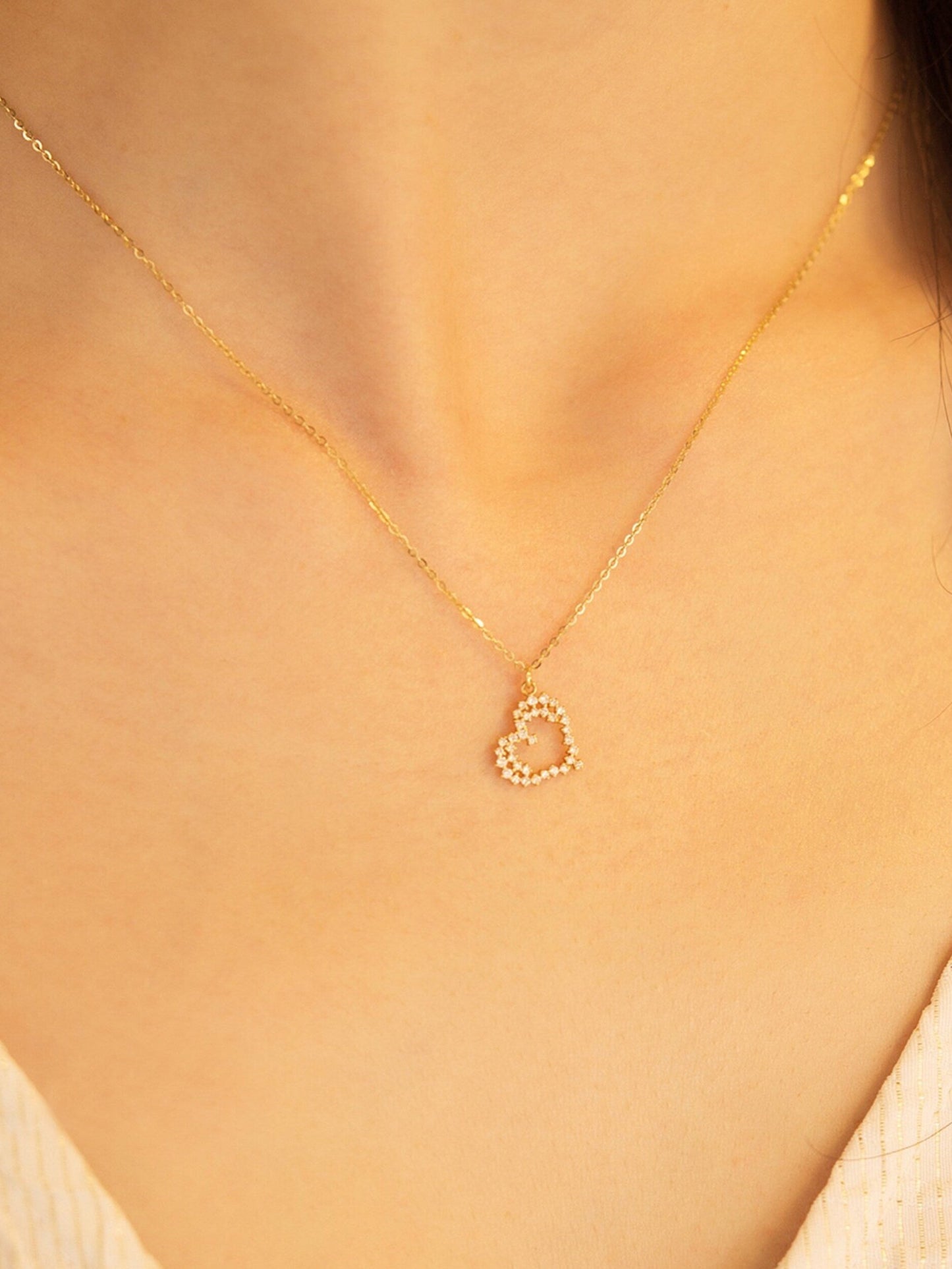 Zara-0.15 TCW Round Heart Minimalist Moissanite Necklace