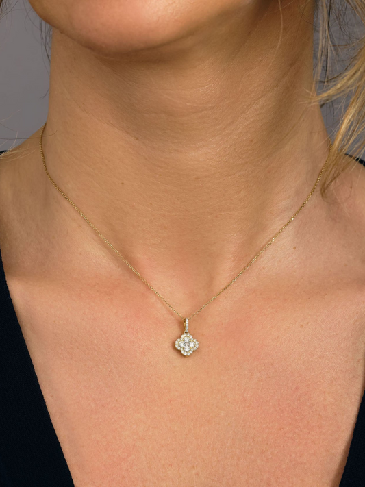 Stella- 0.50 TCW Round Clover Moissanite Necklace