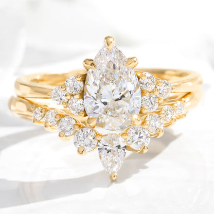 Everly- 1.20 CT Pear Moissanite Cluster Bridal Ring Set